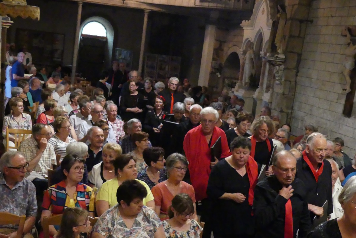 2022-05-21-concert-verneuil-Brigueuil(101).jpg
